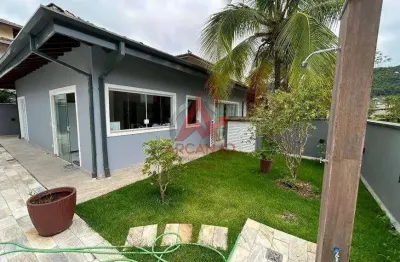 Ubatuba country clube - casa  5 quartos, sendo 3 suítes. perfeito conforto e  área arborizada