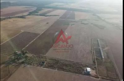 Fazenda à venda no Centro, Santa Terezinha 