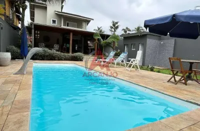 Casa a venda mobiliada com 3 suítes em condomínio fechado ubatuba-sp