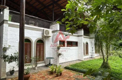 Casa a venda pé na areia em ubatuba -sp praia da fortaleza