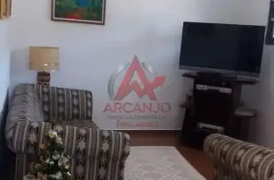 Apartamento padrão  com 02 dormitórios , próximo ao mar