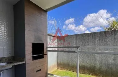 Apartamento térreo, varanda com churrasqueira e quintal disponível á venda na praia do maranduba, ubatuba-sp.