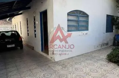 pCASA A VENDA NO CENTRO DE UBATUBA COM 03 SUITES E MAIS UMA EDICULA NOS FUNDOS/p