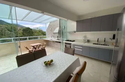 Cobertura duplex a venda na praia das toninhas em ubatuba/sp.