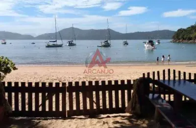 Casa a venda em ubatuba pé na areia com 13.990m² de área total