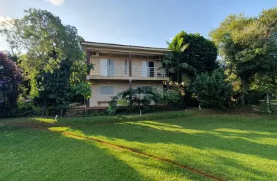 Encantadora chácara com sobrado próximo a warta em londrina-pr