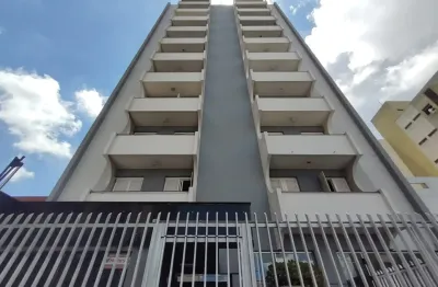 Exclusivo apartamento com quintal com 03 quartos, sendo 01 suíte no coração de Londrina