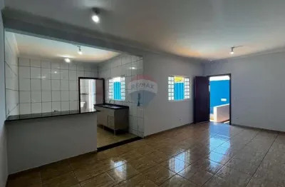 Casa 3 quartos para alugar no São Vito Americana, com piscina aquecida