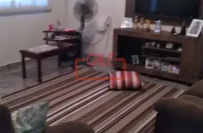 Venda – casa térrea com duas residências no terreno | 250 m² de terreno | 126 m² de área construída