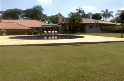 Chácara de alto padrão com 10 dormitórios e lazer completo no condomínio chácara polaris – indaiatuba/sp
