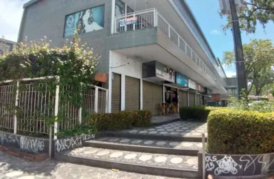 Ponto comercial para alugar na Avenida Norte Miguel Arraes de Alencar, Espinheiro, Recife