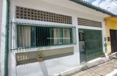 Casa com 2 quartos à venda na Rua Benjamin Constant, Torre, Recife