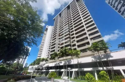 Apresentamos este amplo apartamento a venda de 254m² na tamarineira!