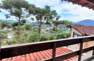 Casa em condomínio fechado com 3 quartos à venda na rua júlio gameiro, iucas, teresópolis, 127 m2 por r$ 550.000