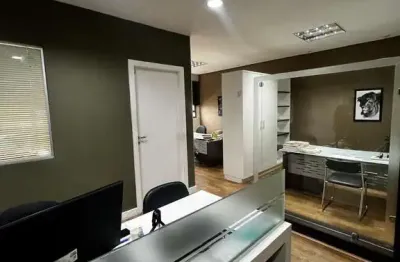 Sala comercial para alugar na Avenida Maringá, 813, Vitória, Londrina