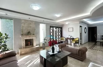 Casa com 5 quartos à venda na Rua Governador Valadares, 677, Andrade, Londrina