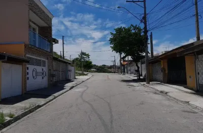 Terreno no Jdim Bandeirantes o ultimo da rua ja com poste e portão