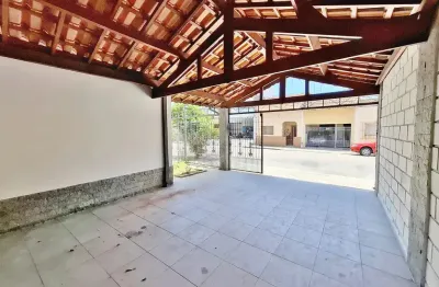 Casa com 3 quartos à venda na Rua Quinze de Novembro, 22, Centro, Jacareí