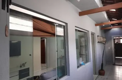 Casa com 3 quartos à venda na Avenida Um, 11, Jardim Uirá, São José dos Campos