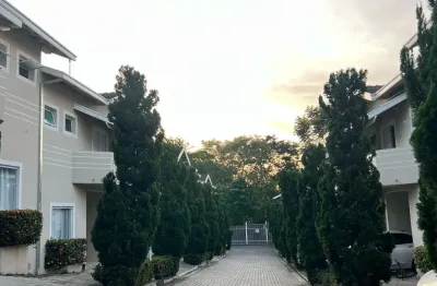 Casa em condomínio fechado com 3 quartos à venda na Avenida dos Tangarás, 22, Jardim Uirá, São José dos Campos