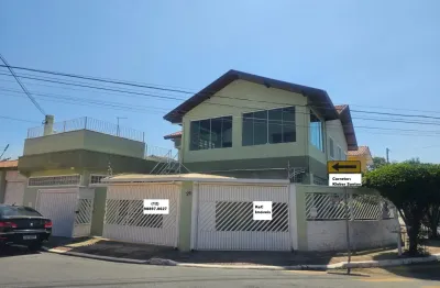 Lindo Sobrado, super espaçoso, no Jardim das Industrias , Único