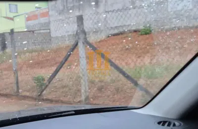 Terreno à venda no Residencial Estoril, Taubaté 