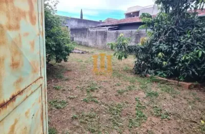 Terreno à venda no Residencial Bardan, Taubaté 