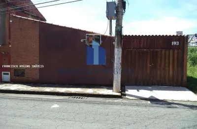 Casa para venda em volta redonda, água limpa, 1 dormitório, 2 banheiros, 4 vagas