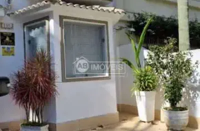 Sobrado com 3 dorms, gonzaga, santos - r$ 1.85 mi, cod: 4169