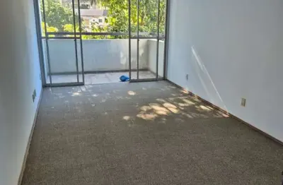 Excelente apartamento duplex, 1 dorm, 1 banheiro 1 vaga, 80m.