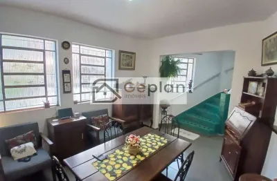 Excelente Imóvel Residencial, com  2 Dorm, 1 Banh, 1 Lavabo, Sem Vaga, 80m2