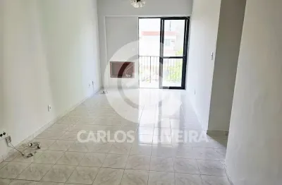 Vendo apartamento 2 quartos a 50m norte shopping bairro cachambi rj