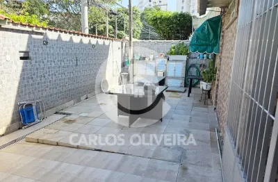 Casa a venda com 3 quartos e terraço bairro duque de caxias rj