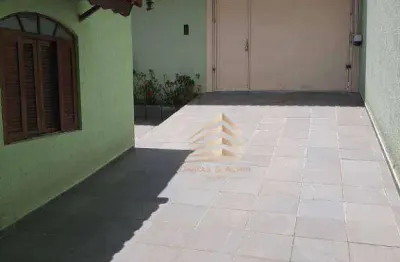 Casa em bonsucesso com 3 dormitórios, 2 salas, vaga para 3 veículos