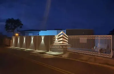 Casa com 3 dormitórios à venda, 106 m² por R$ 760.000,00 - Jardim Jaraguá - Atibaia/SP