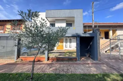 Sobrado com 3 dormitórios à venda, 211 m² por r$ 950.000 - universitário - londrina/pr