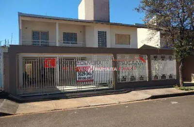 Sobrado com 4 dormitórios à venda, 253 m² por r$ 780.000,00 - messiânico - londrina/pr