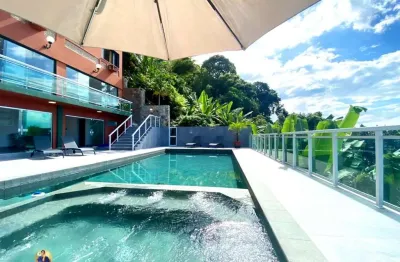 Mansão santa teresinha: casa de condomínio à venda em santos-sp, marapé, 6 quartos, 4 suítes, 3 salas, 8 banheiros, 4 vagas, 704 m².