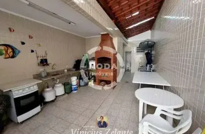 Imperdível: casa à venda em santos-sp, no bairro campo grande, com 3 quartos, 3 suítes, 2 salas, 6 banheiros, 2 vagas e 223m²!