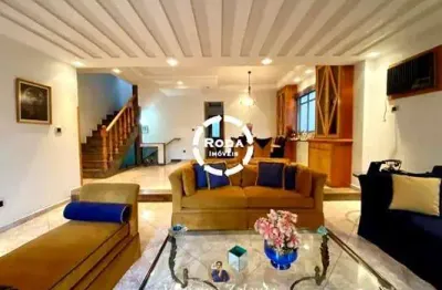 Magnífica casa à venda em santos-sp, bairro embaré: 3 quartos, 3 suítes, 2 salas, 8 banheiros, 2 vagas de garagem, 258m²!