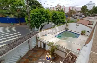 Maravilhoso sobrado localizado a poucos passos da praia da aparecida, em uma rua tranquila e residencial.maravilhoso sobrado localizado a poucos passo