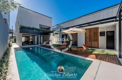 Casa à venda em santos-sp, bairro embaré: 4 quartos, 4 suítes, 1 sala, 6 banheiros, 5 vagas de garagem, 350m² de área.