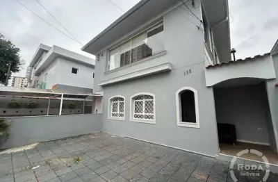 Excelente oportunidade de locação: casa com 3 quartos e 1 suíte no embaré, santos-sp!