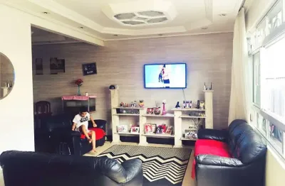 Casa com 3 quartos à venda na Rua Coelho Neto, Marapé, Santos