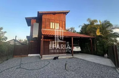 Casa com 3 quartos à venda na Rua Paraju, 223, Rosa dos Ventos, Itapoá