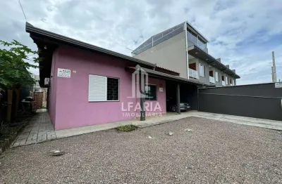 Casa com 5 quartos à venda na Avenida Dom Henrique II, 651, Brasília, Itapoá