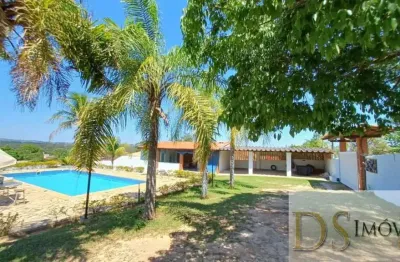 Chácara com 3000 m² no condomínio santa inês em itu/sp, com piscina, campinho, área gourmet, casa com cozinha, sala, lavanderia, sala de jantar e etc