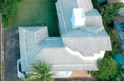 Linda casa à venda em itu-sp, chácara flora: 3 quartos, 3 suítes, 3 salas, 2 lavabos, 3 vagas de garagem, 290m². venha conferir!