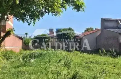 Terreno de avenida bem localizado em nova tramandai, numa região de moradores!!