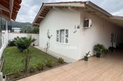 Casa com 3 dormitórios à venda, 174 m² por r$ 1.280.000,00 - vila lalau - jaraguá do sul/sc